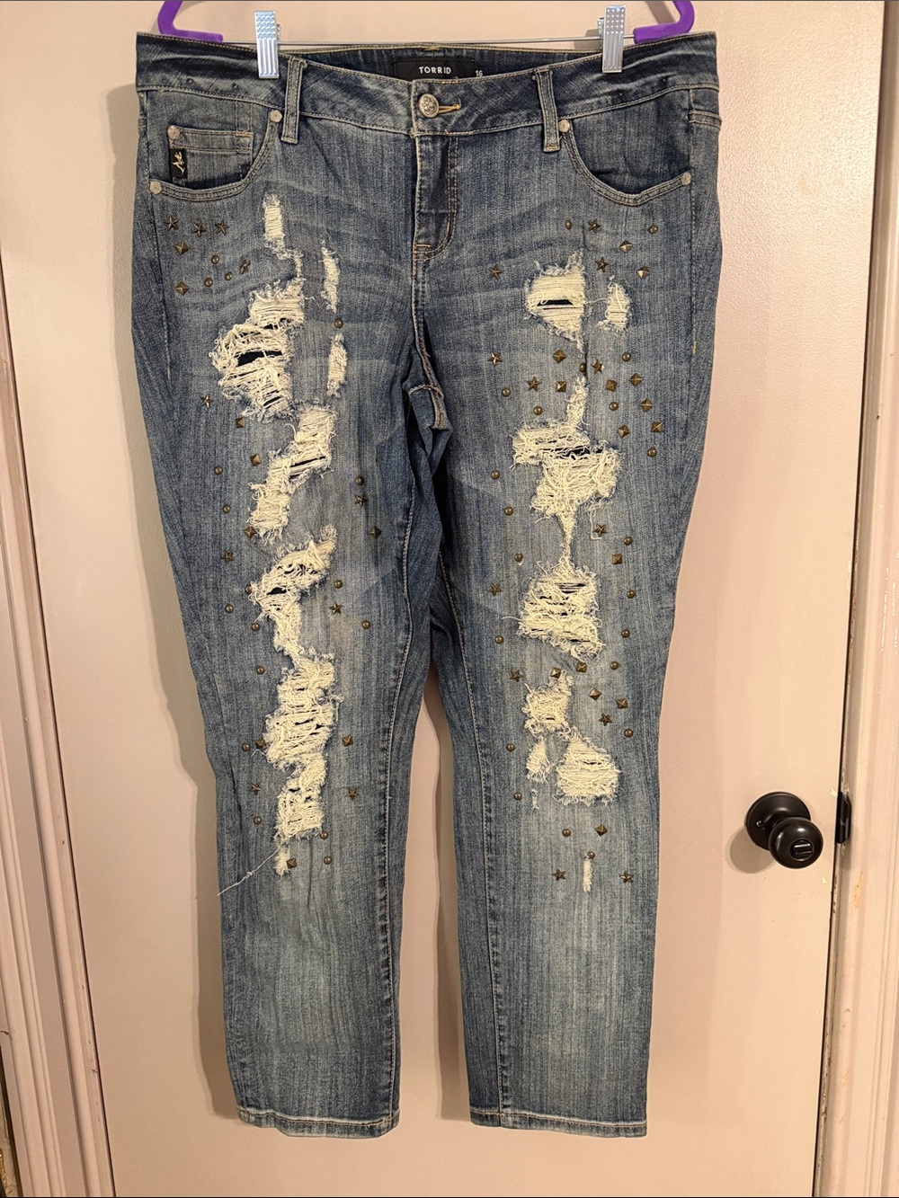 torrid Light Blue Distressed Boyfriend Jeans with Stud Accents never worn